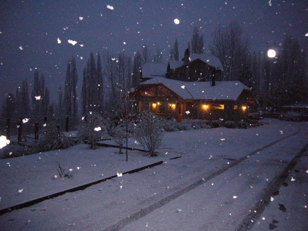 Casona Del Alto Hotel San Martín de los Andes Buitenkant foto