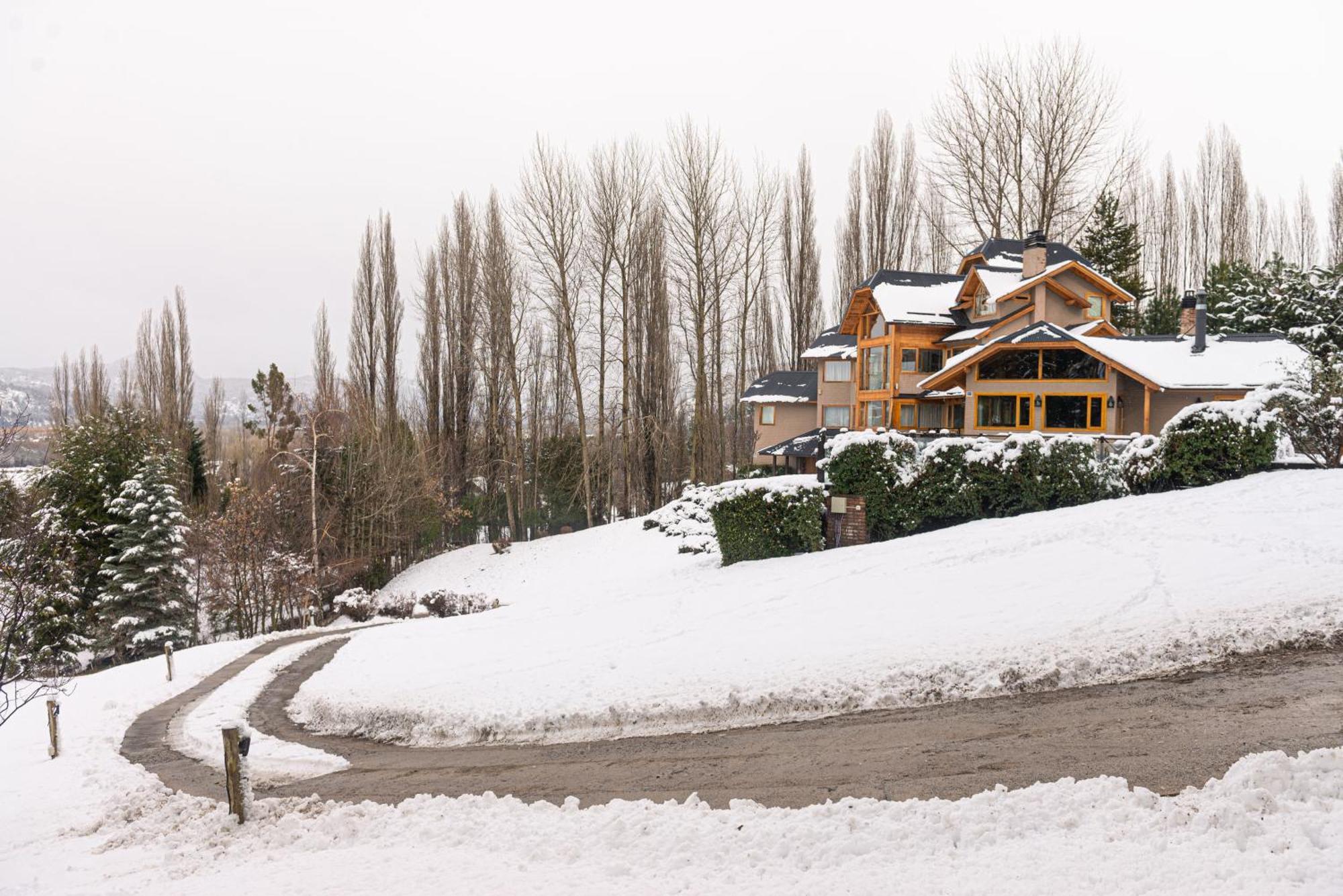 Casona Del Alto Hotel San Martín de los Andes Buitenkant foto